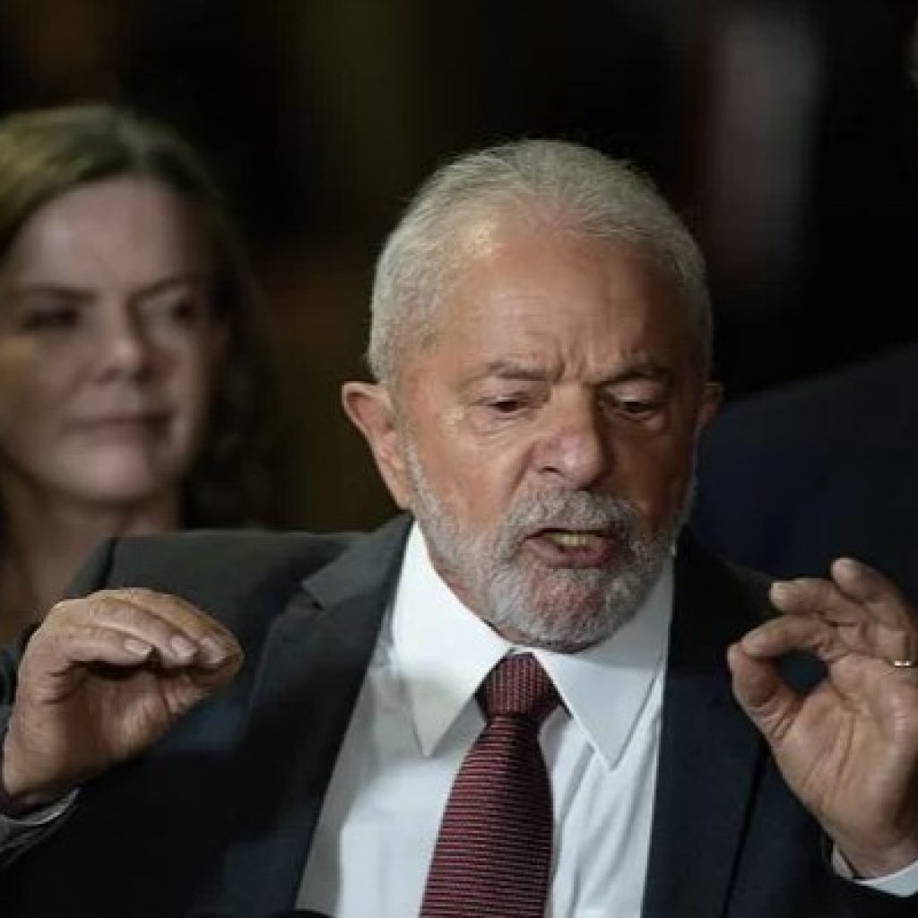  O que o Brasil tem a ver com essa guerra? Nesta quarta-feira (6), o presidente Luiz Inácio Lula da Silva (PT) se encontra com Mauro Vieira, ministro de Relações Exteriores