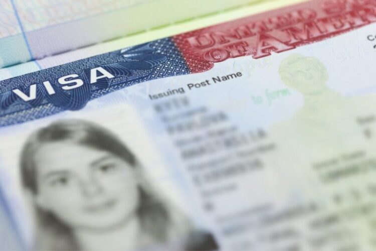 Emissão de visto americano bate recorde no Brasil