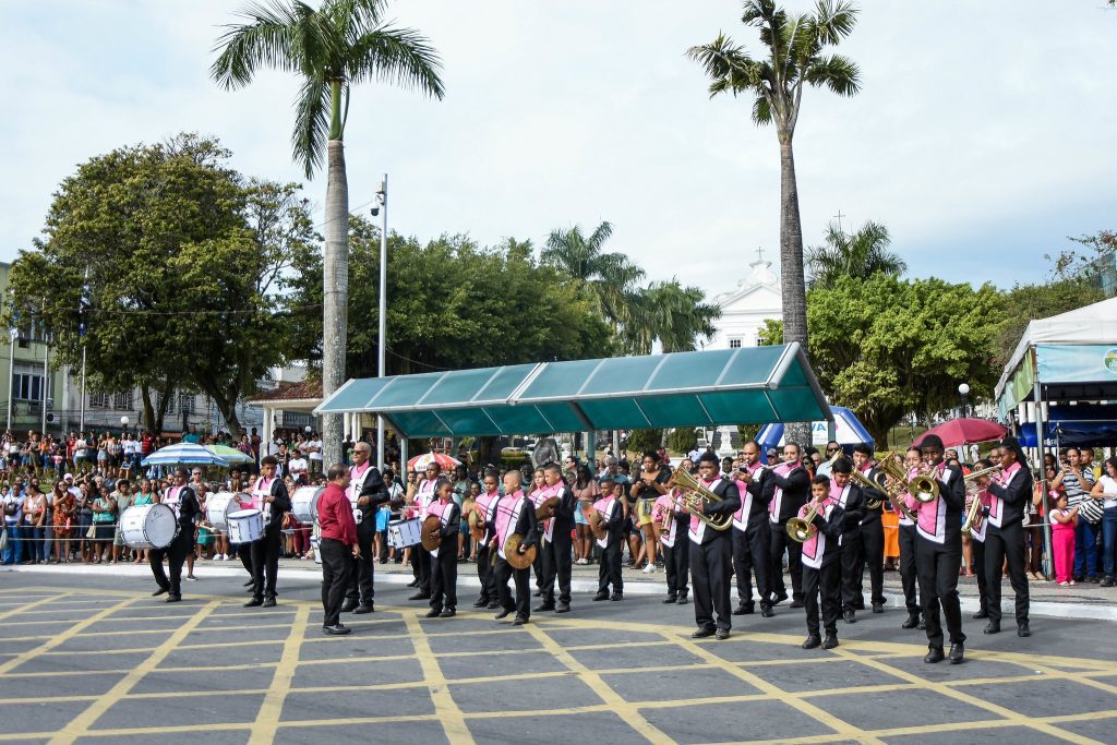 Desfile cívico de Rio Bonito. Mais de 10 mil alunos de todas as escolas da cidade realizarão o tradicional Desfile Cívico de 7 de maio.
