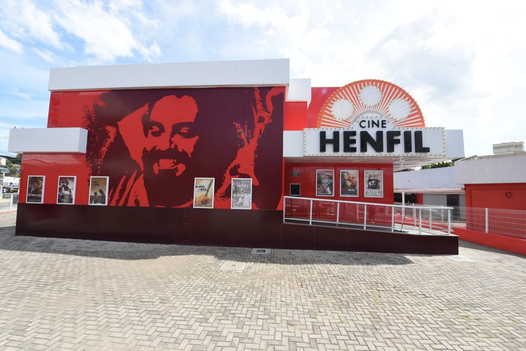 Cine Henfil. O Cine Henfil, da Prefeitura de Maricá, apresenta a programação de sexta-feira a domingo (16 a 18/05)