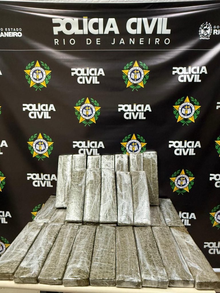 cinco estrangeiros. Polícia prende cinco estrangeiros que levavam drogas de São Paulo para facções criminosas do Rio de Janeiro
