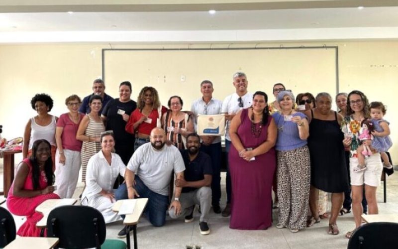 Entrega-das-carteiras-dos-Artesaos-5-1024x717