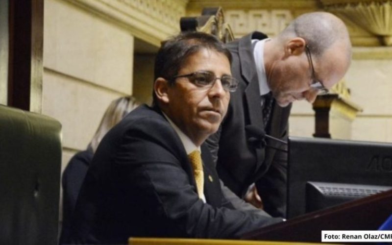 Foto Wander Roberto (855 × 513 px) Foto Wander Roberto (855 × 513 px)