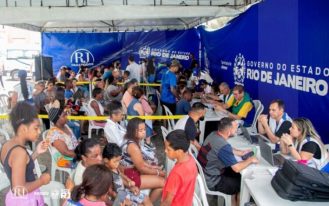 Levando acesso à serviços essenciais para todos!Hoje (07) nossa ação social esteve em Petrópolis na Paróquia Santa Rita de Cássia do Castrioto.Estivemos em conjunto com Detran, Fundação L (1)