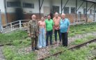 Os engenheiros João Bosco Setti e Hélio Rodrigues (primeiros à dieita) com Jocenildo Andrade, Sabrina Cardoso e Evaldo Nascimento na estação do Centro da cidade