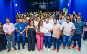 Prefeitura de Meriti da posse a 40 novos profissionais da Educacao_Gilverto Rocha-Meriti