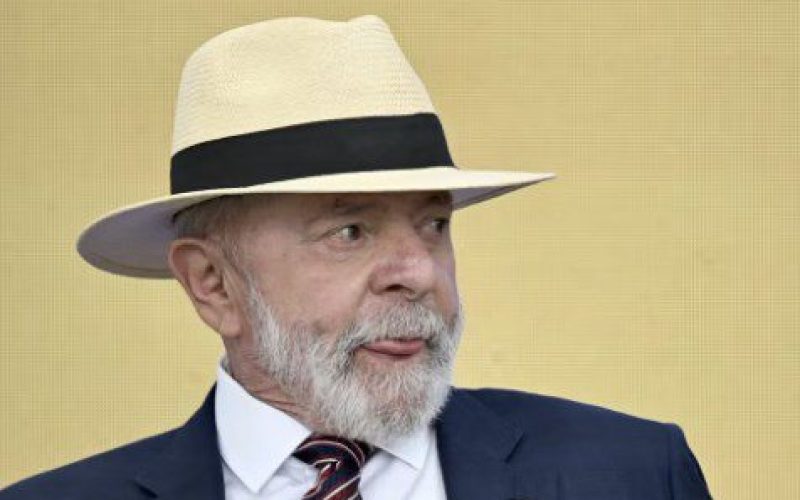 Lula, parlamentares e ministros terão aumento de 5,36% a partir de sábado - Foto: EVARISTO SA / AFP