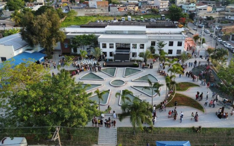 WhatsApp Image 2025-12-02 at 09.37.22