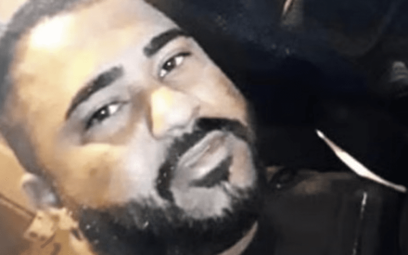 Homem morto a tiros em shopping de Bangu já foi preso por ligação com milícia e tráfico - Foto: Reprodução / TV Globo