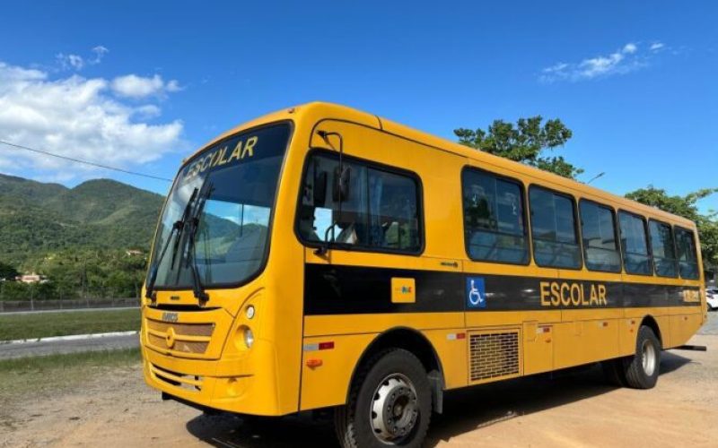 rio bonito recebe onibus escolar (4) rio bonito recebe onibus escolar (4)