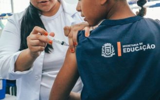 vacina escola